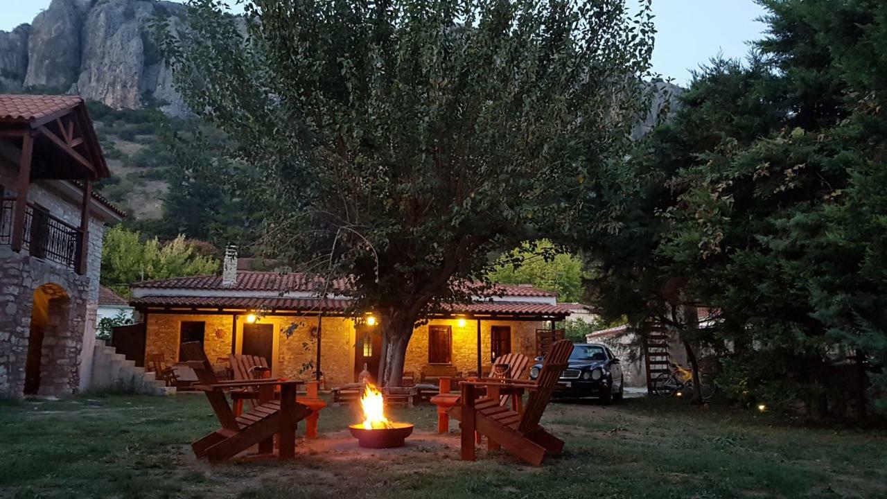 Theopetra Home Екстериор снимка